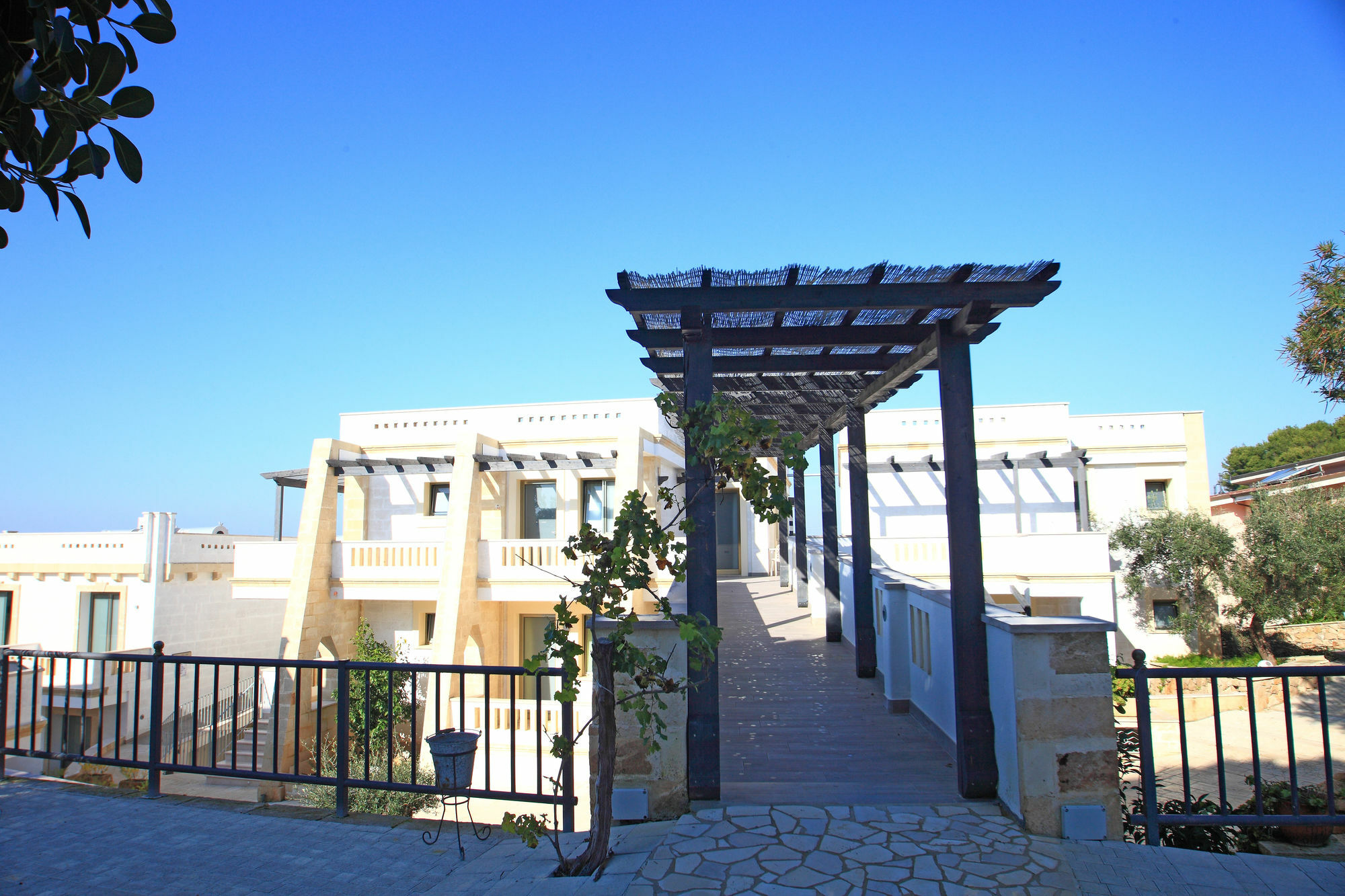 Eden Resort Country Удженто Экстерьер фото